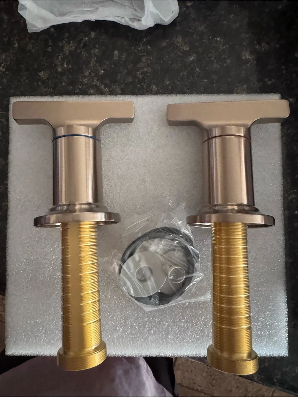 DELTA Faucet H592CZ-PR Tetra Handle, Lumicoat Champagne Bronze